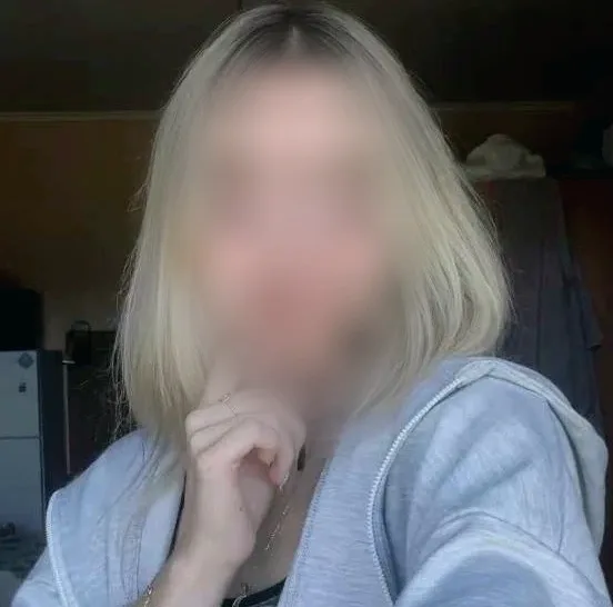 Jasmin, 20