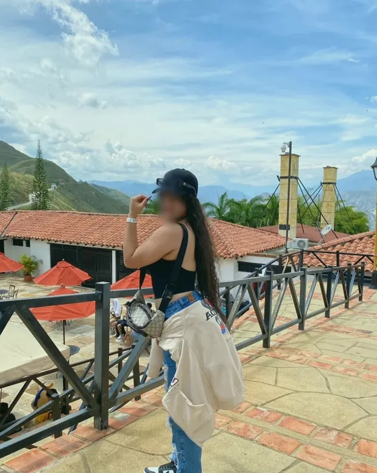Miriam, 21