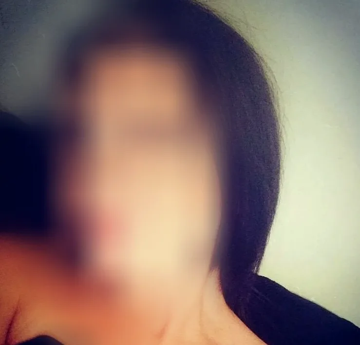 Nora, 34
