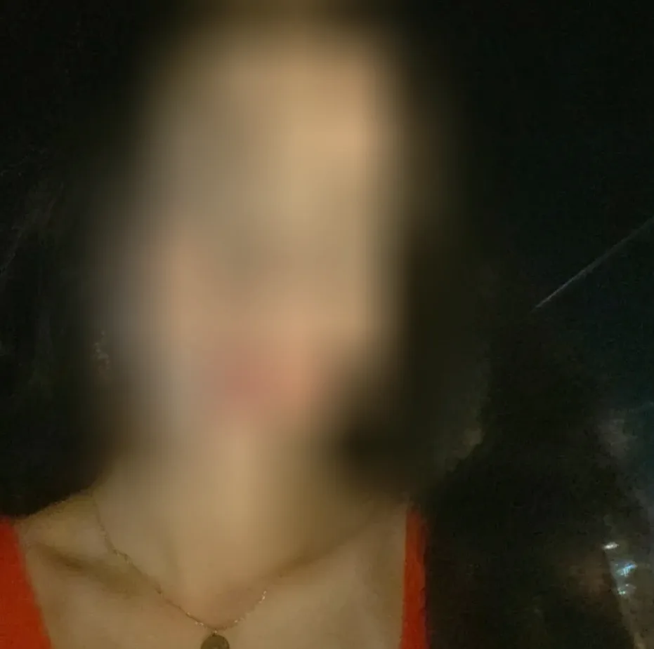 Saskia, 23