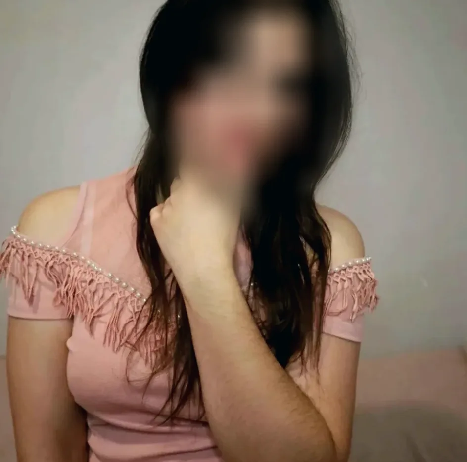 Sonja, 32